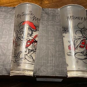 Disney Set Four Christmas 16 oz Tumblers